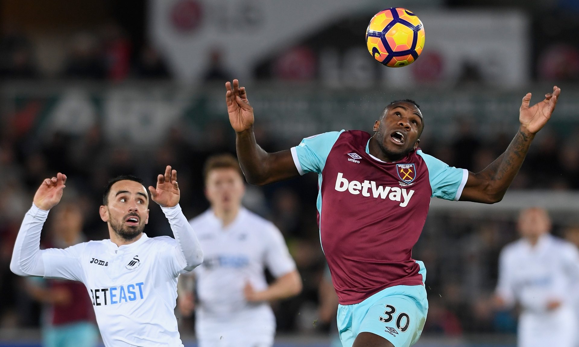 球队不仅需 球队不仅需