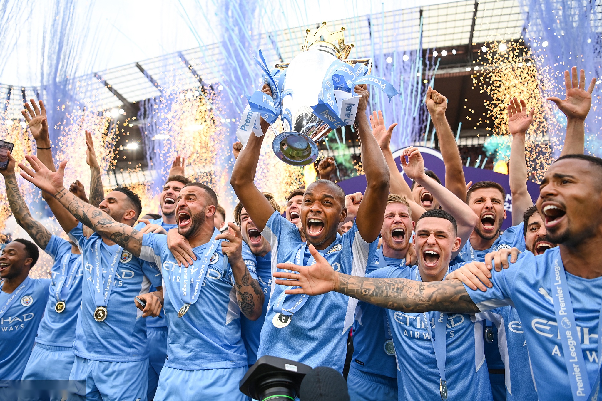 也让世界足 也让世界足