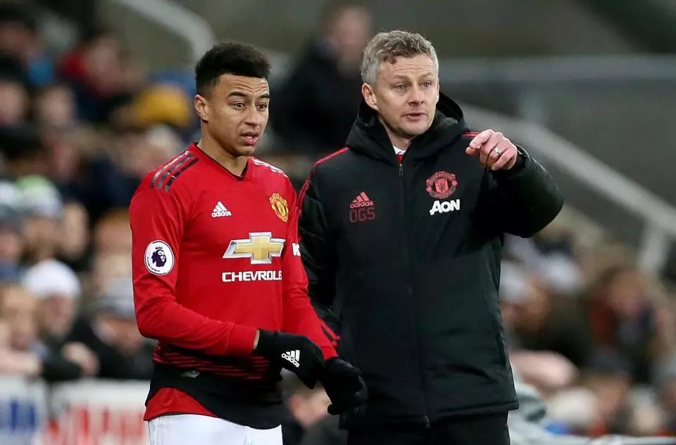 处于主动地 处于主动地